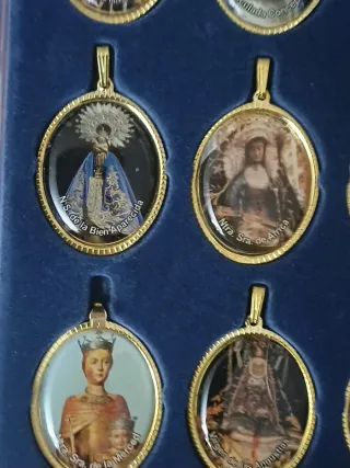 COLECCION DE TODAS LAS PATRONAS DE ESPAÑA