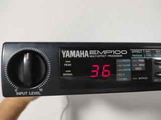Yamaha EMP100 Procesador Multi-Efectos