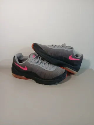Nike Air max Invigor