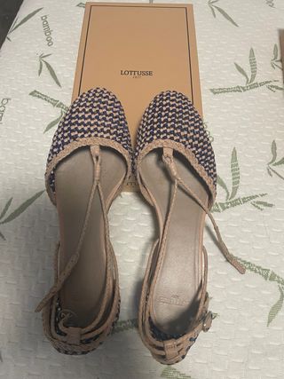 Zapatos Lottusse Elegantes Beige y Azul