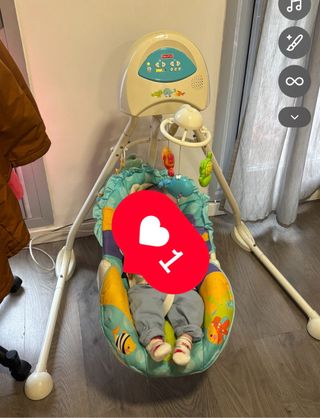 Hamaca bebé Fisher Price con música