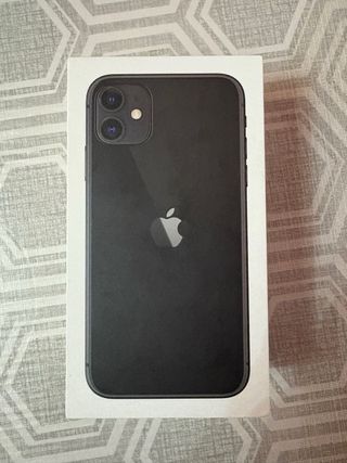 iPhone 11 con pantalla y batería nuevas 64gb
