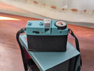 Cámara Lomography Diana Mini + Libro fotos