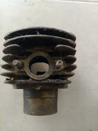 3 Cilindros Vespino 10 cada uno