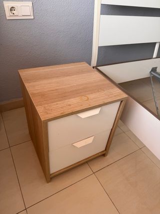 4 Mesitas de Noche Madera y Blanco