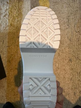 Converse plataforma lugged hell negras