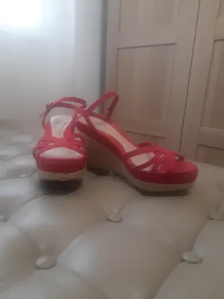 Sandalias cuña esparto rojas