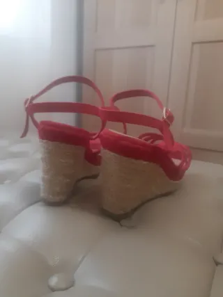 Sandalias cuña esparto rojas