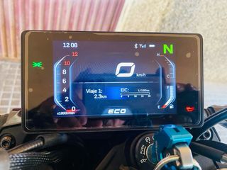 CFMOTO 650 NK Negra/Plata