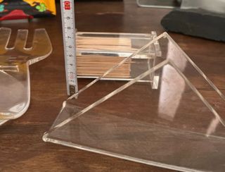 Peças em acrílico para servir