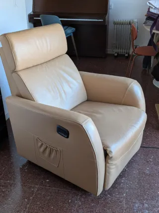 Sillón reclinable eléctrico beige