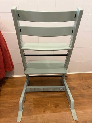 Trona Stokke verde agua