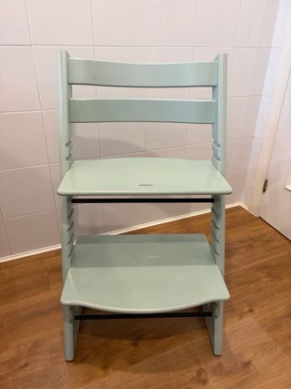 Trona Stokke verde agua