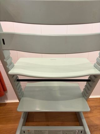 Trona Stokke verde agua