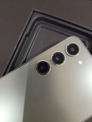 Samsung S23 256GB Verde + Galaxy Buds+