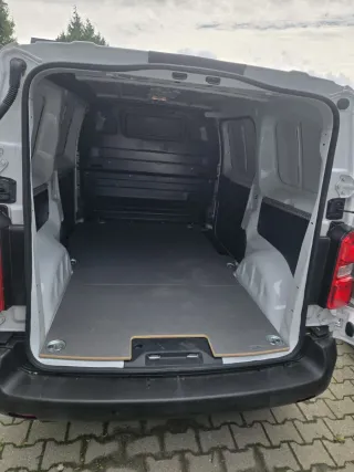 Opel Vivaro 2024
