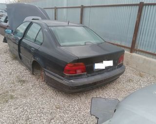 Capot bmw serie 5 berlina (e39) 530d 389239