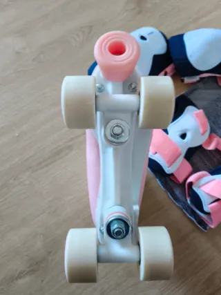 Patines Decathlon rosas talla 36 37 + protecciones