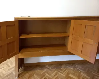 Aparador de madera maciza de roble