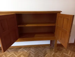 Aparador de madera maciza de roble