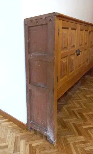 Aparador de madera maciza de roble