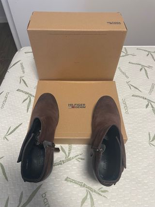 Botines Tommy Hilfiger Marrones