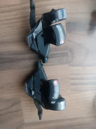 Grupo Shimano 3x9 Desviador y Pulsadores