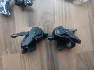 Grupo Shimano 3x9 Desviador y Pulsadores