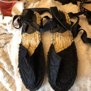 Alpargatas negras atadas T41