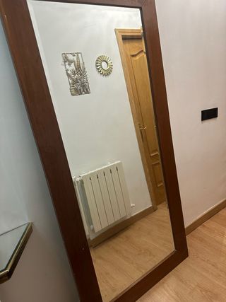 Espejo de madera y cristal