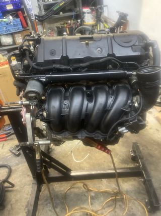 Motor Mini Cooper R56