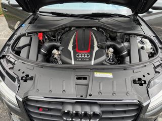 Audi S8 2017