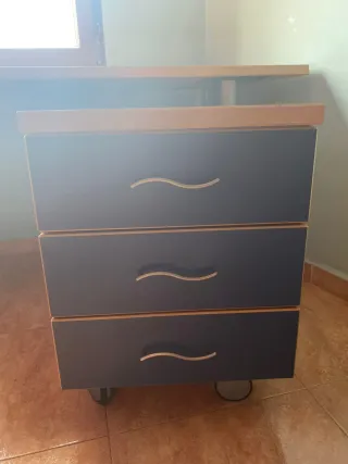 Cama nido de madera.