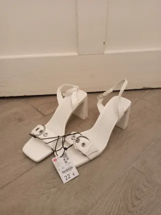 Zapatos tacón Lefties blancos talla 38