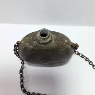 Borraccia fiaschetta da pellegrino in metallo