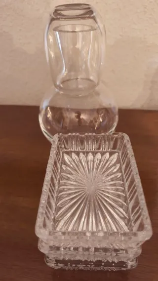 Juego de botellas de cristal con soporte