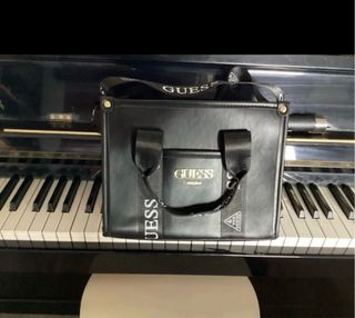 Bolso Guess Negro Auténtico.Como nuevo.