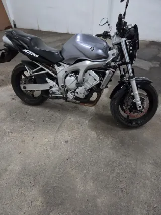 Yamaha FZ6N Naked