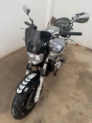 Yamaha FZ6N Naked