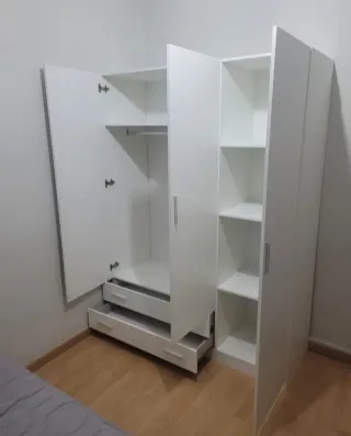 Armario modular madera beige y gris