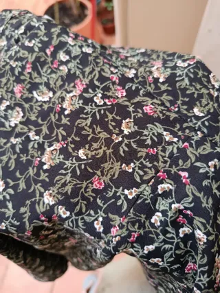 Falda corta floral negra - talla S