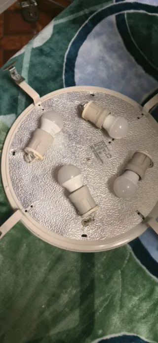 Plafón de techo de cristal y plástico