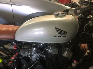 Honda CB750 cafe Racer Scrambler