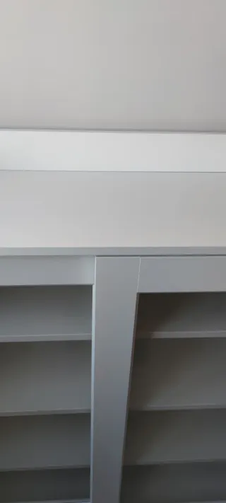 Buffet bianco di Ikea