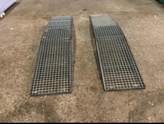 2 Rampas 2.5m x 0.5m x 0.18m