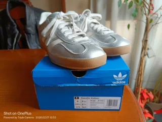 Adidas Gazelle Plata/Blanco Talla [Talla]