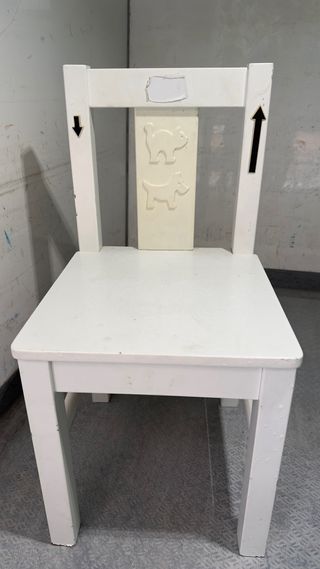 Sillas de madera infantiles