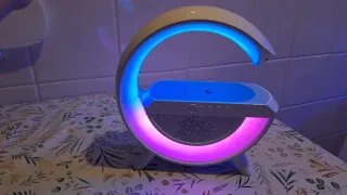 Radio Bluetooth, lámpara LED con cargador inalámbr