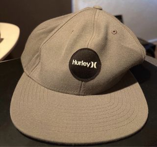 Chapéu Hurley Cinza Usado Poucas Vezes