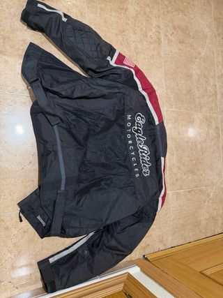 Chaqueta de moto perforada talla XL